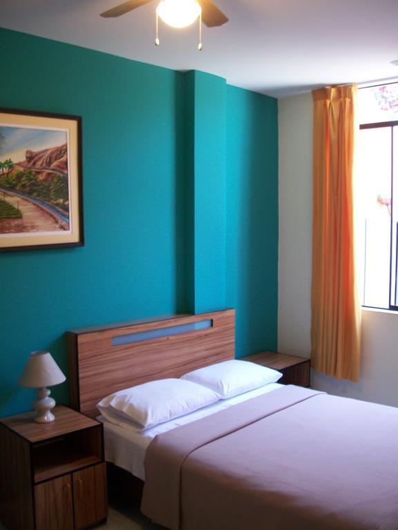 Hostal Hellen Ross Nazca Luaran gambar