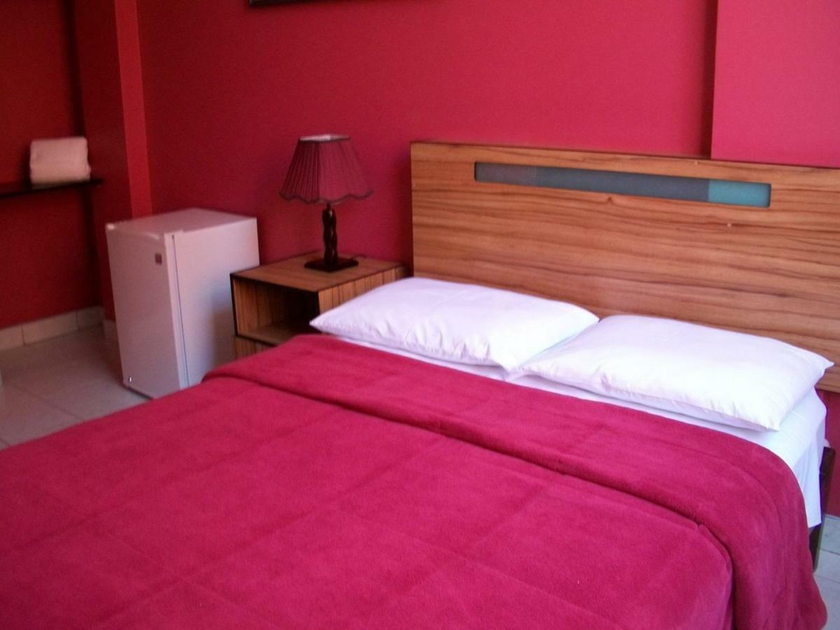 Hostal Hellen Ross Nazca Luaran gambar